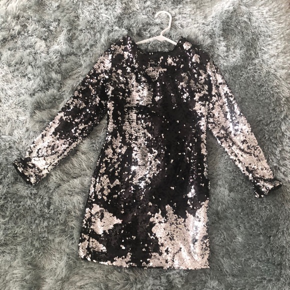 Black sequence dress - Picture 1 of 3